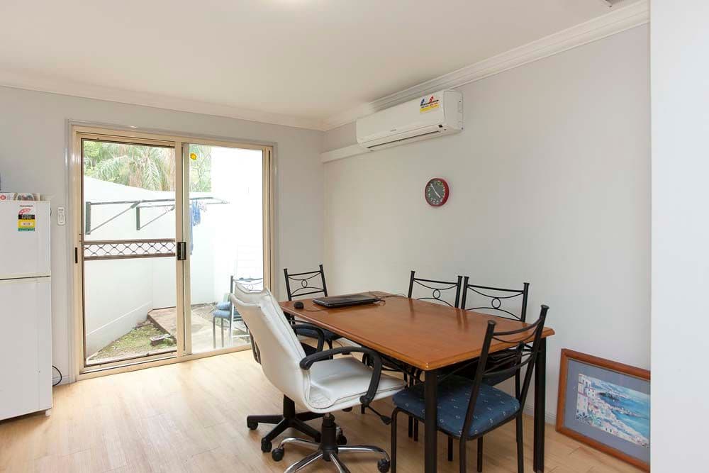 126 Klumpp Road, Upper Mount Gravatt QLD 4122, Upper Mount Gravatt - Thumbnail 6