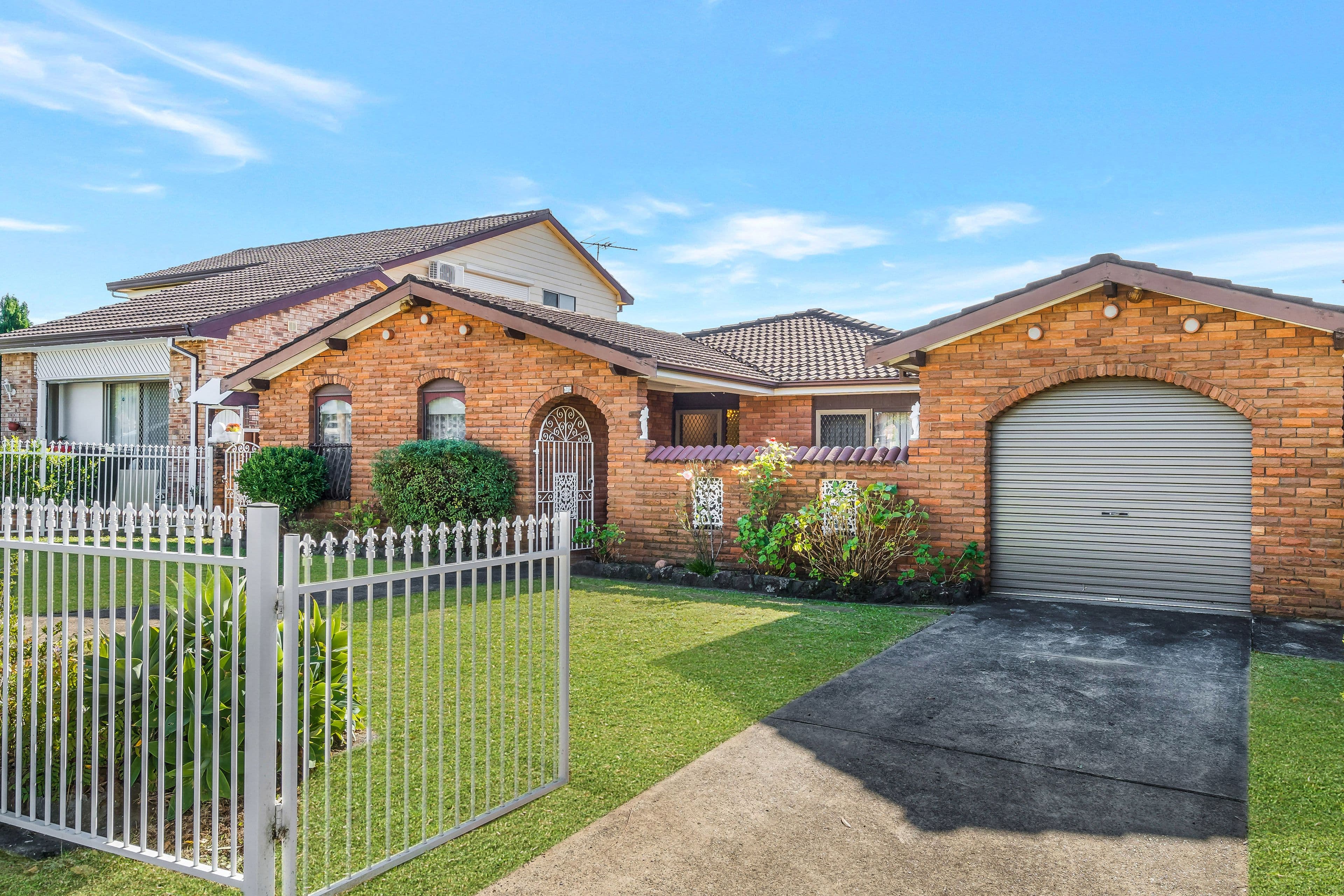 73 Innisfail Road, Wakeley NSW 2176, Wakeley - Thumbnail 2
