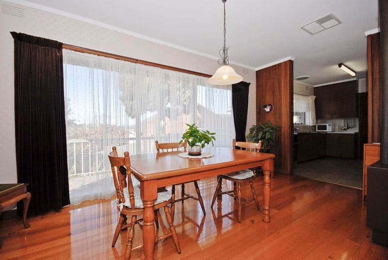 4 Hanke Road, DONCASTER VIC 3108, Doncaster - Thumbnail 3