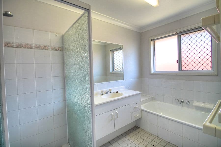 12 Peppercorn Place, FLINDERS VIEW QLD 4305, Flinders View - Thumbnail 5
