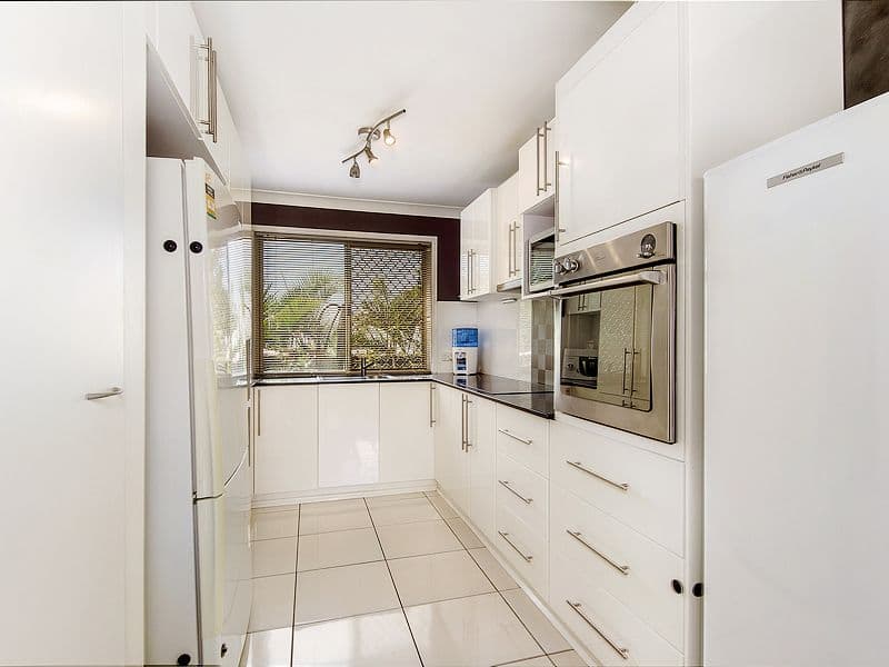 118 Highfield Drive, MERRIMAC QLD 4226, Merrimac - Thumbnail 7