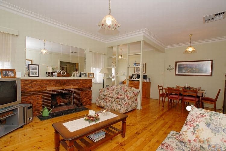 1  Edward Street,, CHELTENHAM VIC 3192, Cheltenham - Thumbnail 5