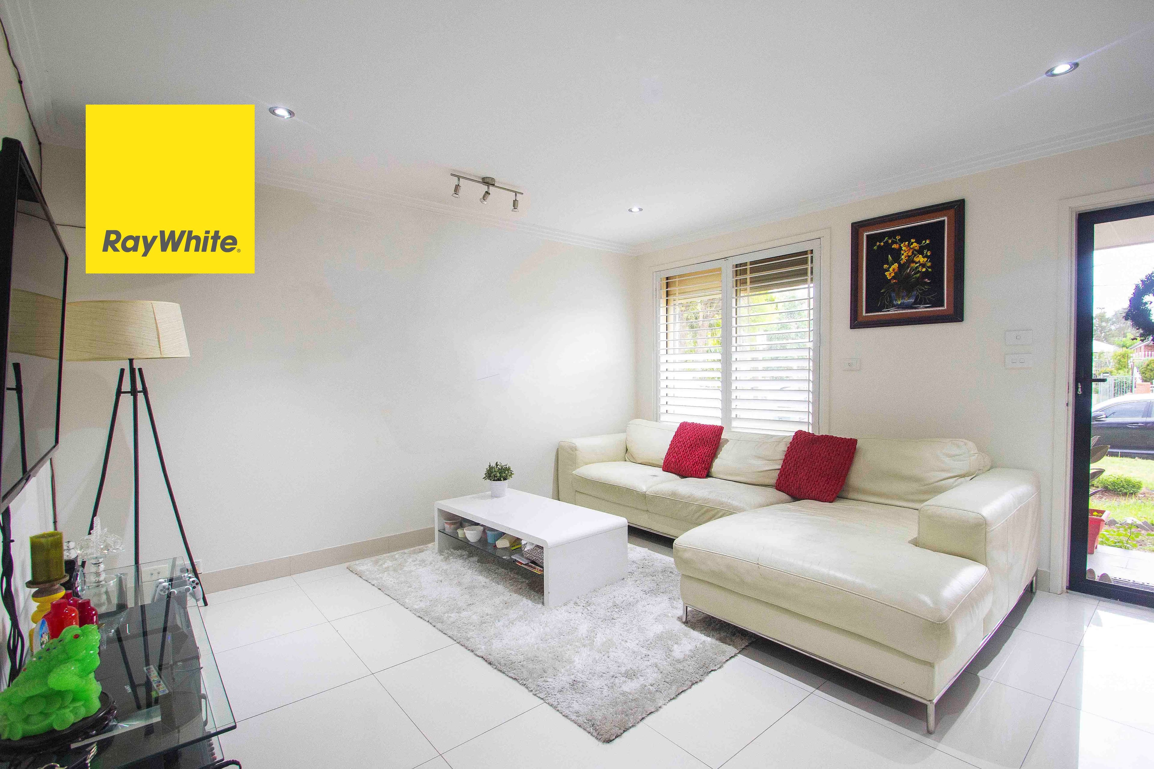 118 Oxford Street, Smithfield - Thumbnail 2