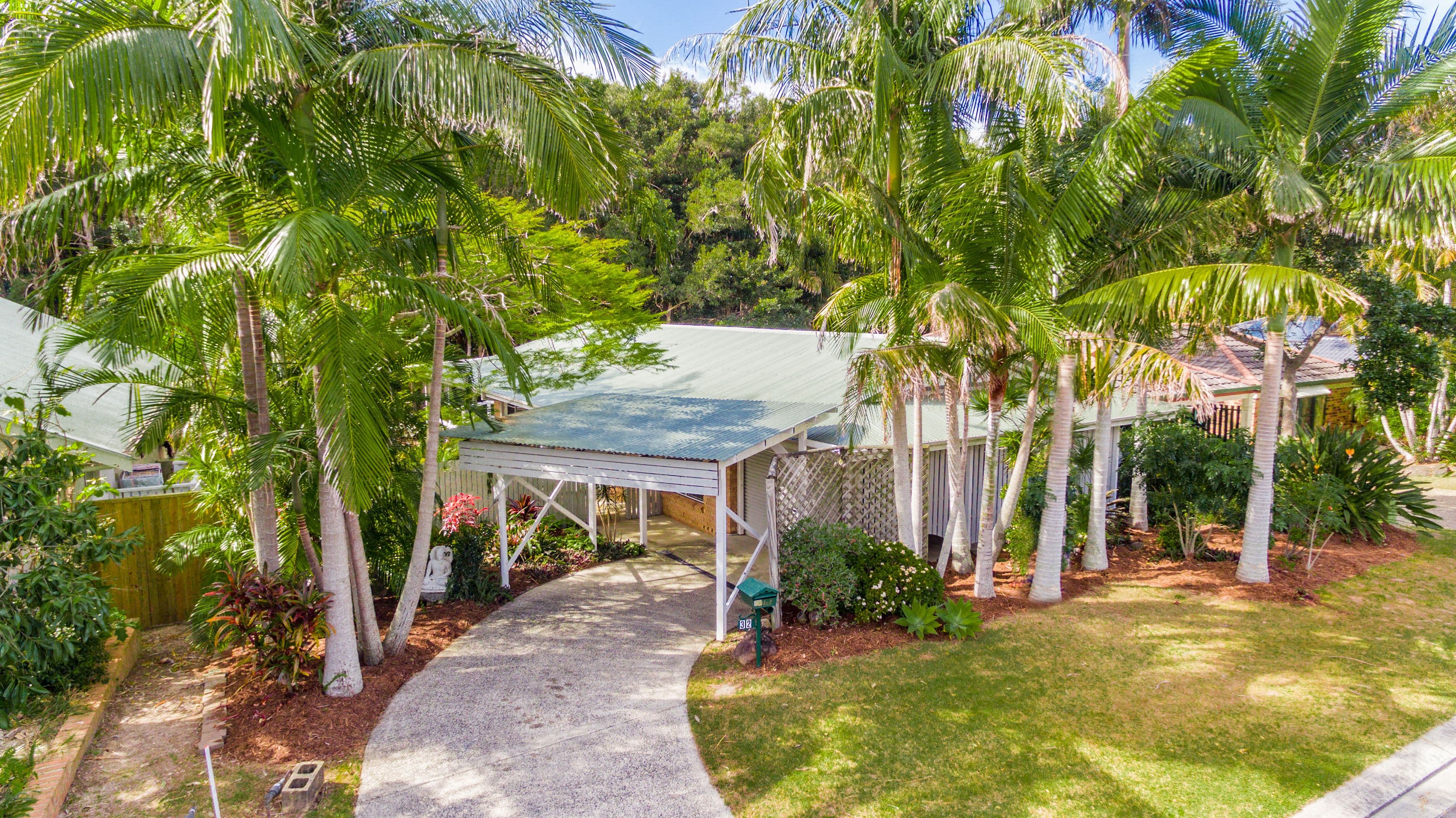 32 Bottlebrush Crescent, Suffolk Park - Thumbnail 2