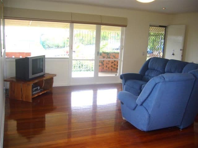 17 Leyland Street, MOUNT GRAVATT EAST QLD 4122, Mount Gravatt East - Thumbnail 4
