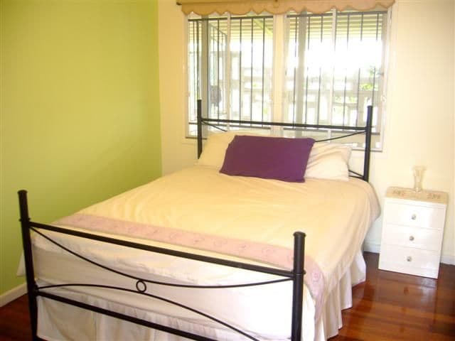 17 Leyland Street, MOUNT GRAVATT EAST QLD 4122, Mount Gravatt East - Thumbnail 6