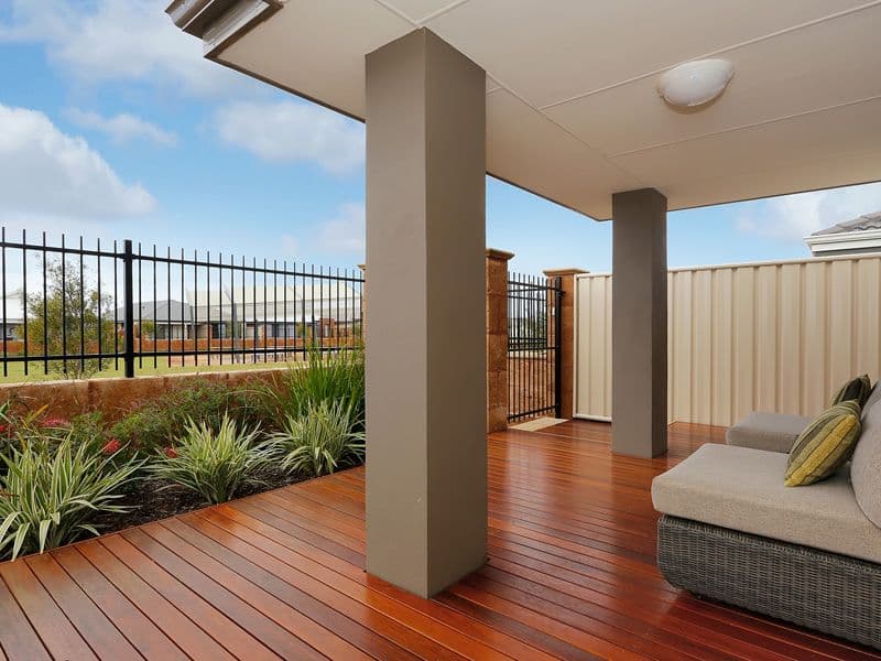 1 Greco Lane, CAVERSHAM WA 6055, Caversham - Thumbnail 2