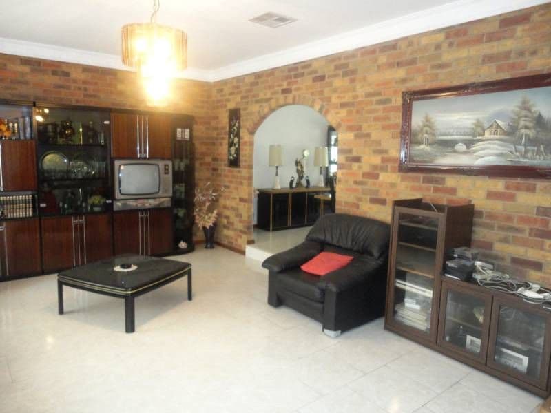 616 Smithfield Road, GREENFIELD PARK NSW 2176, Greenfield Park - Thumbnail 4