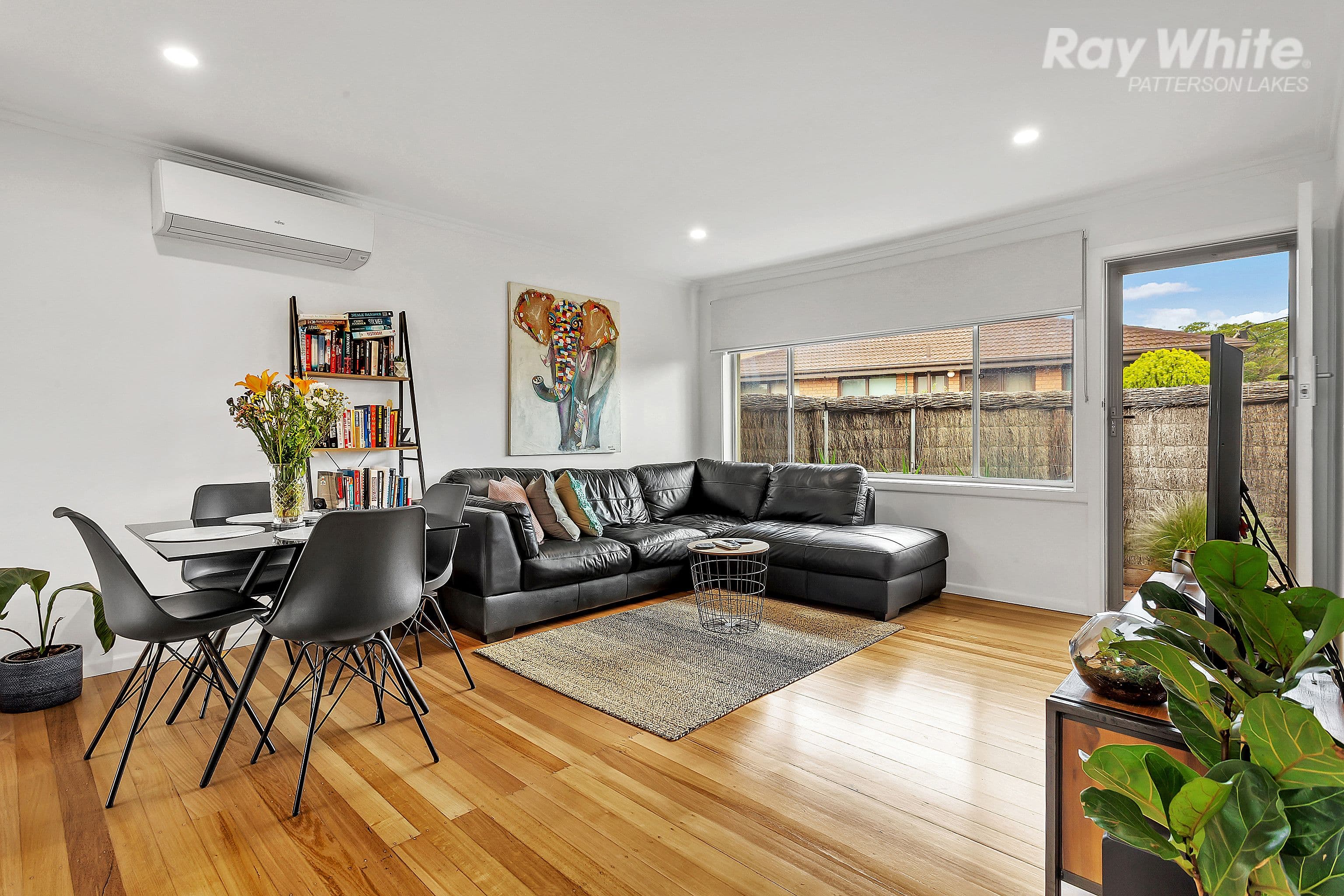 14 Broadway, Bonbeach VIC 3196, Bonbeach - Thumbnail 2