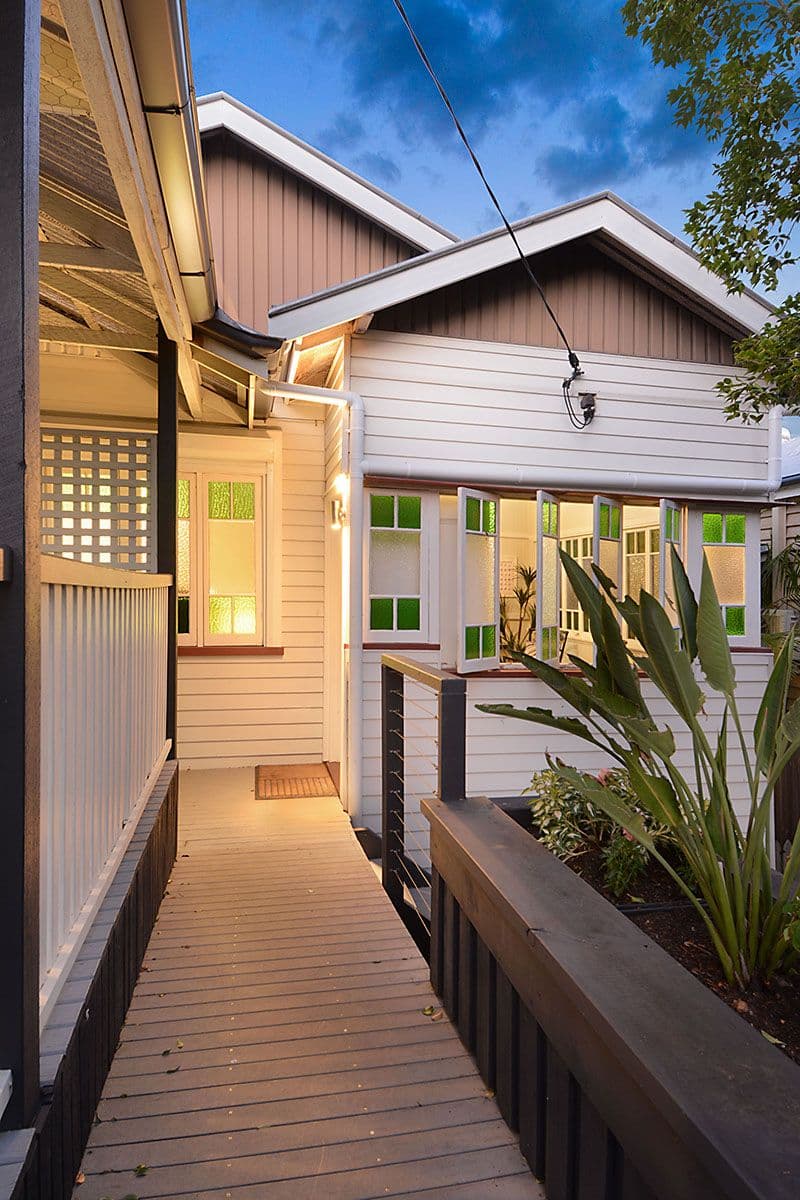 31 Tenth Avenue, Windsor QLD 4030, Windsor - Thumbnail 2