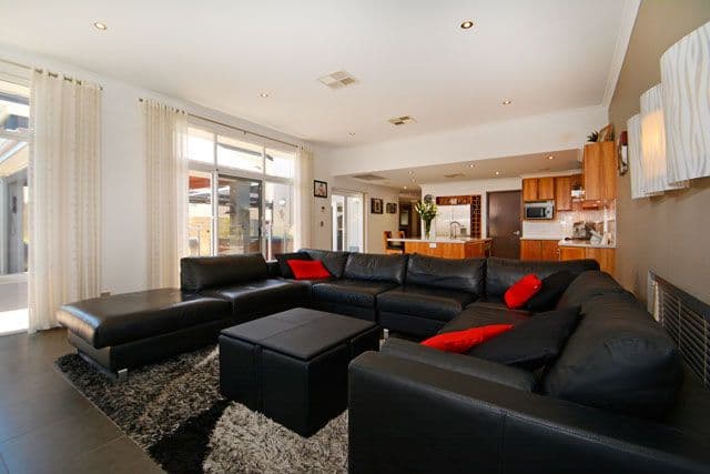 8 San Remo Boulevard, Stirling WA 6021, Stirling - Thumbnail 7