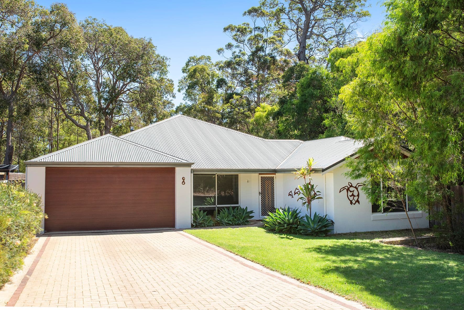 8 Honeysuckle Glen, Cowaramup WA 6284, Cowaramup - Image 1