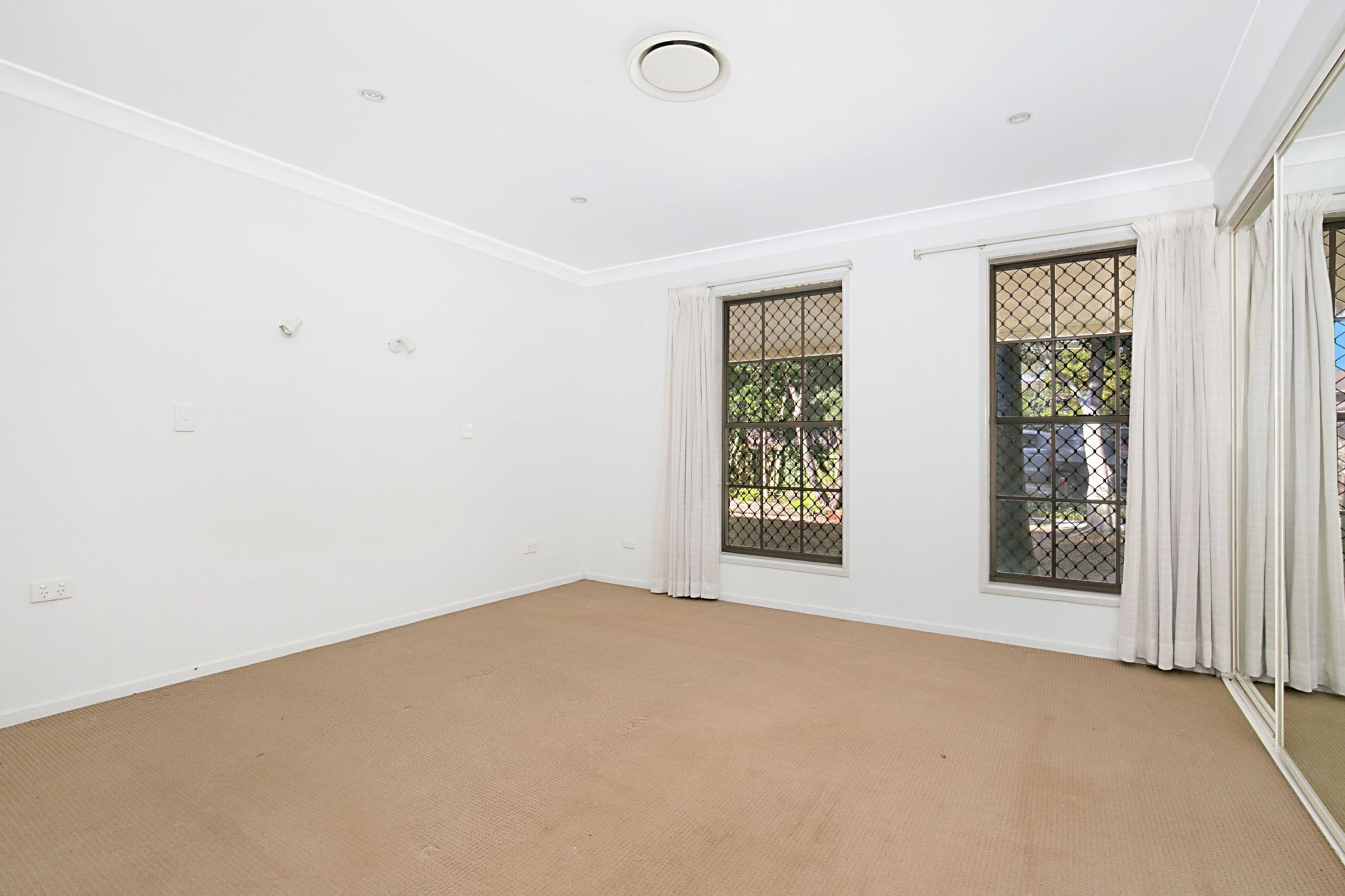 2 Oregon Drive, Shailer Park QLD 4128, Shailer Park - Thumbnail 5