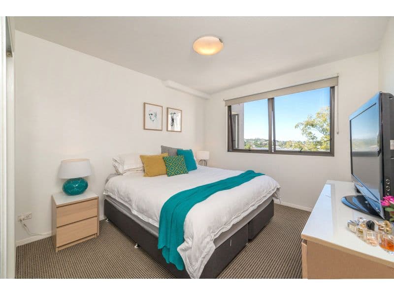 11 Chasely Street, Auchenflower QLD 4066, Auchenflower - Thumbnail 5