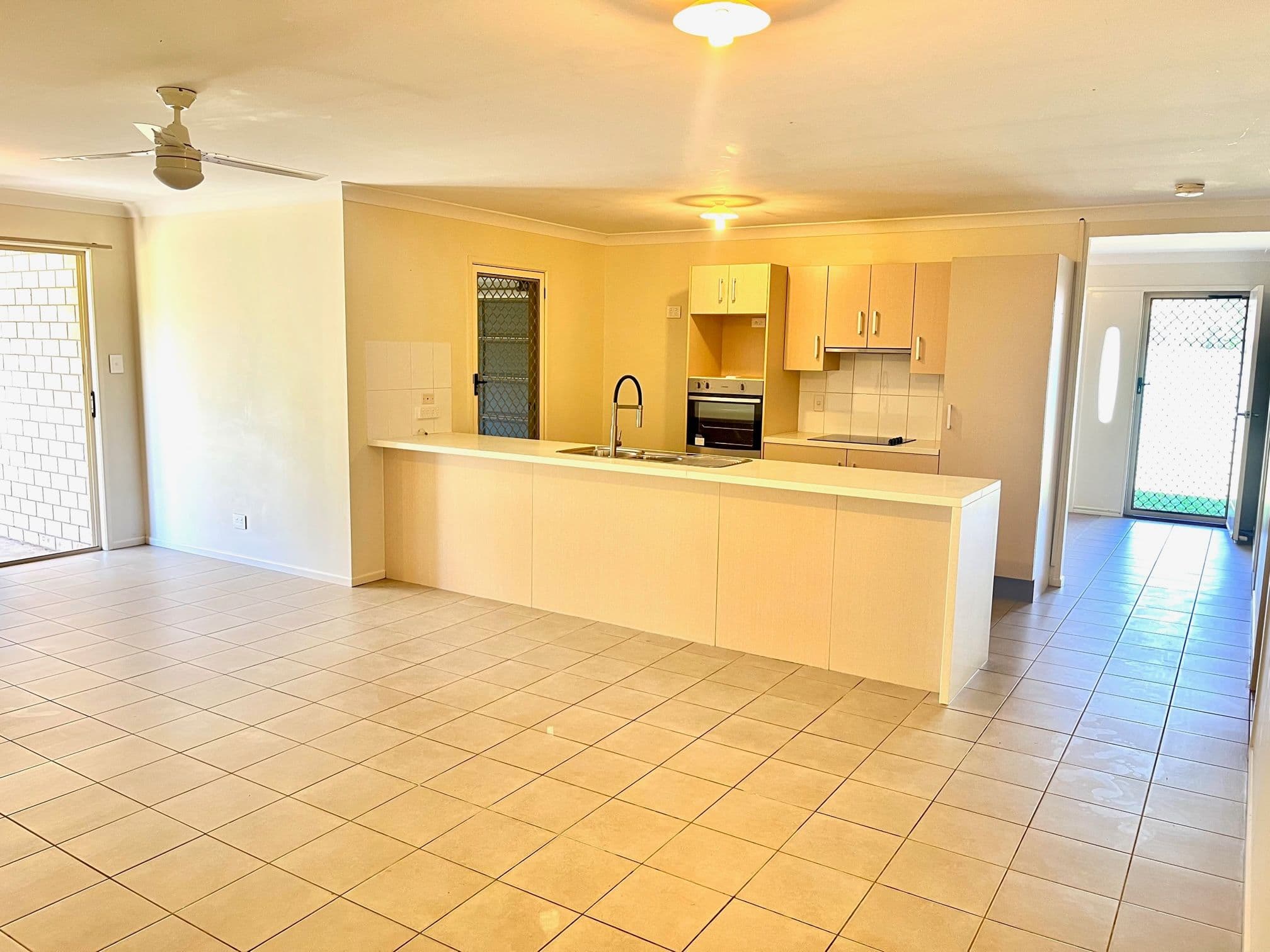 17 Kenross Close, Gleneagle QLD 4285, Gleneagle - Thumbnail 2