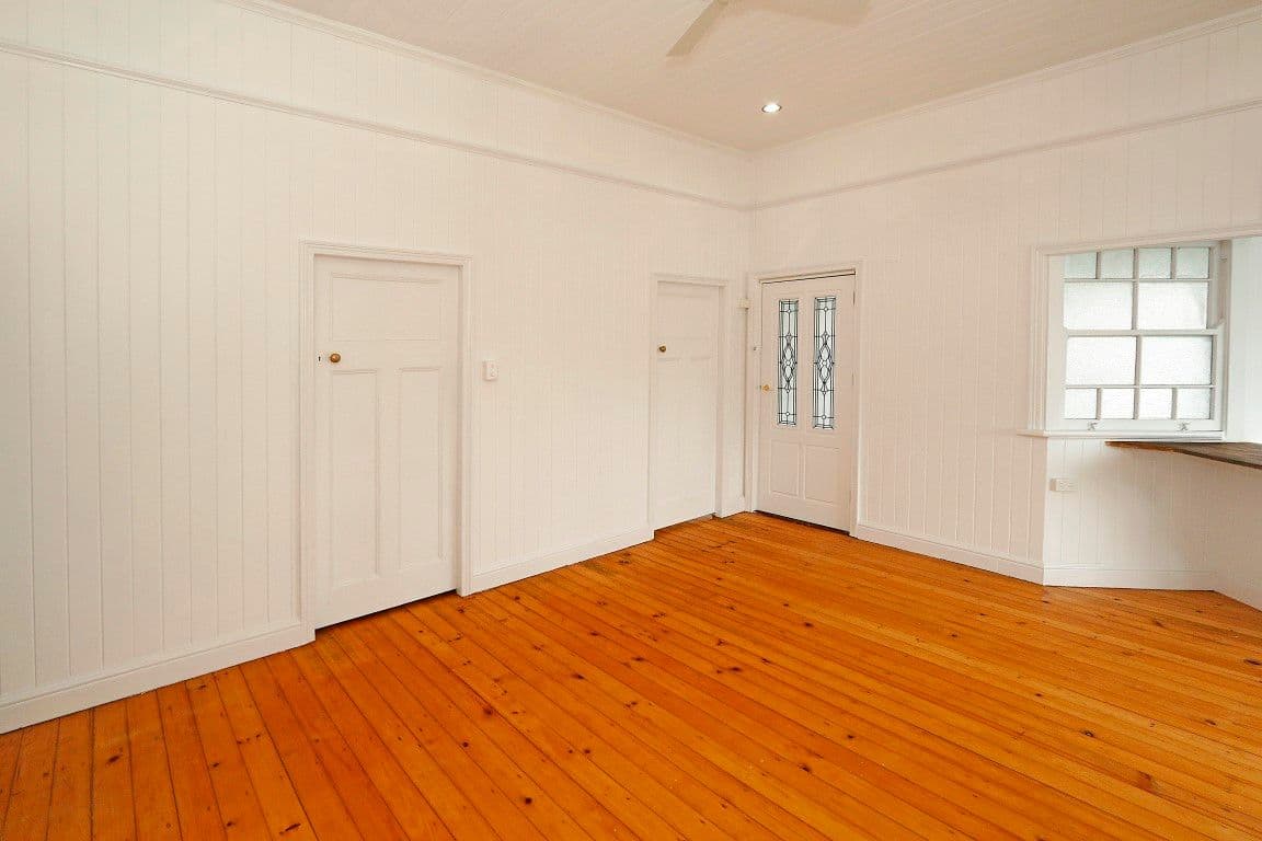 302 Upper Dawson Road, The Range QLD 4700, The Range - Thumbnail 3