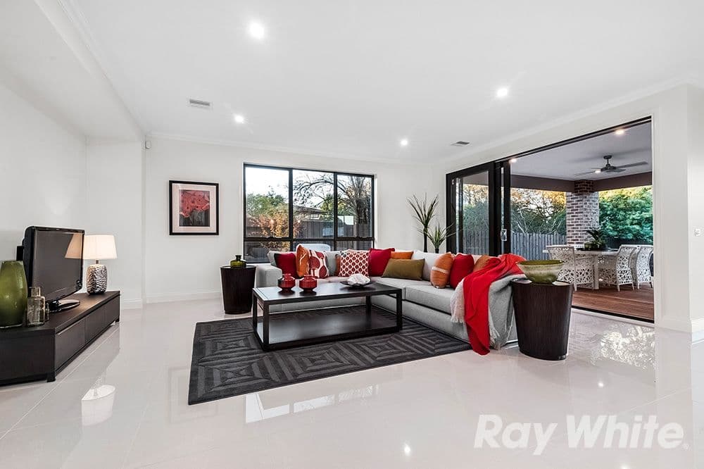 24 Durward Avenue, Glen Waverley VIC 3150, Glen Waverley - Thumbnail 3