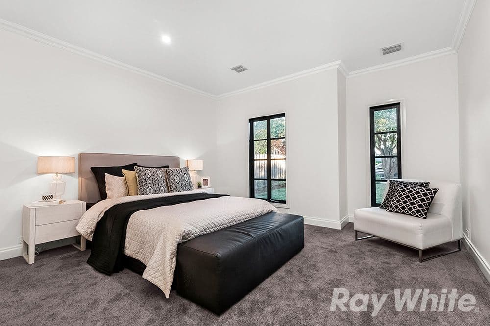 24 Durward Avenue, Glen Waverley VIC 3150, Glen Waverley - Thumbnail 4