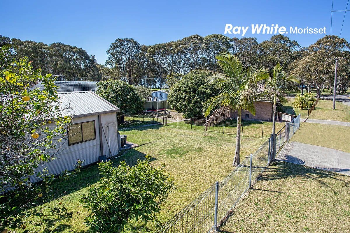 66 Grand Parade, Bonnells Bay - Thumbnail 3