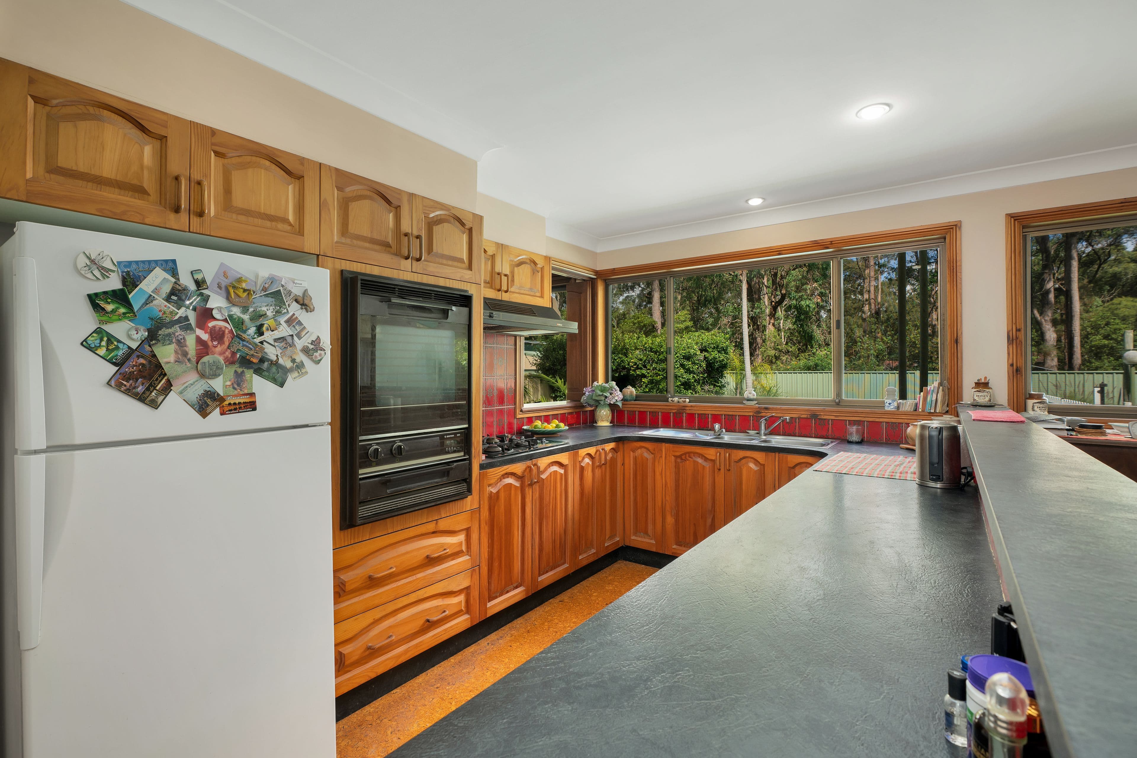 2 Carina Court, Point Cook - Thumbnail 4