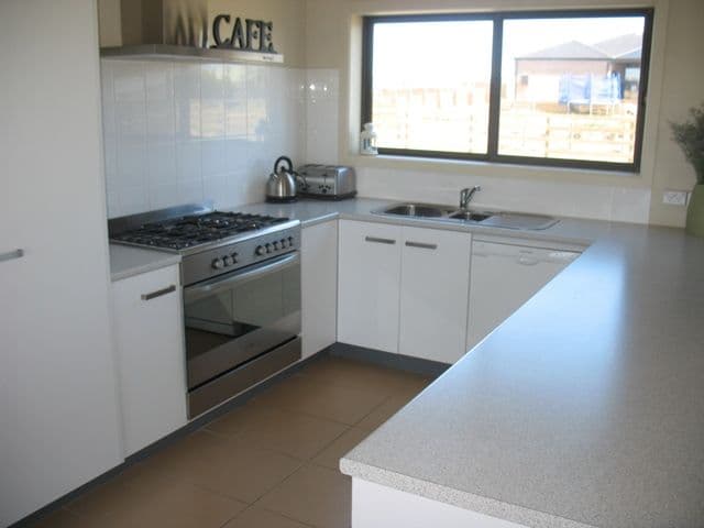 14 Cheryl Court, WARRNAMBOOL VIC 3280, Warrnambool - Thumbnail 4