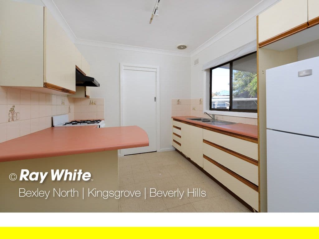 42 Forsyth Street, Kingsgrove - Thumbnail 3