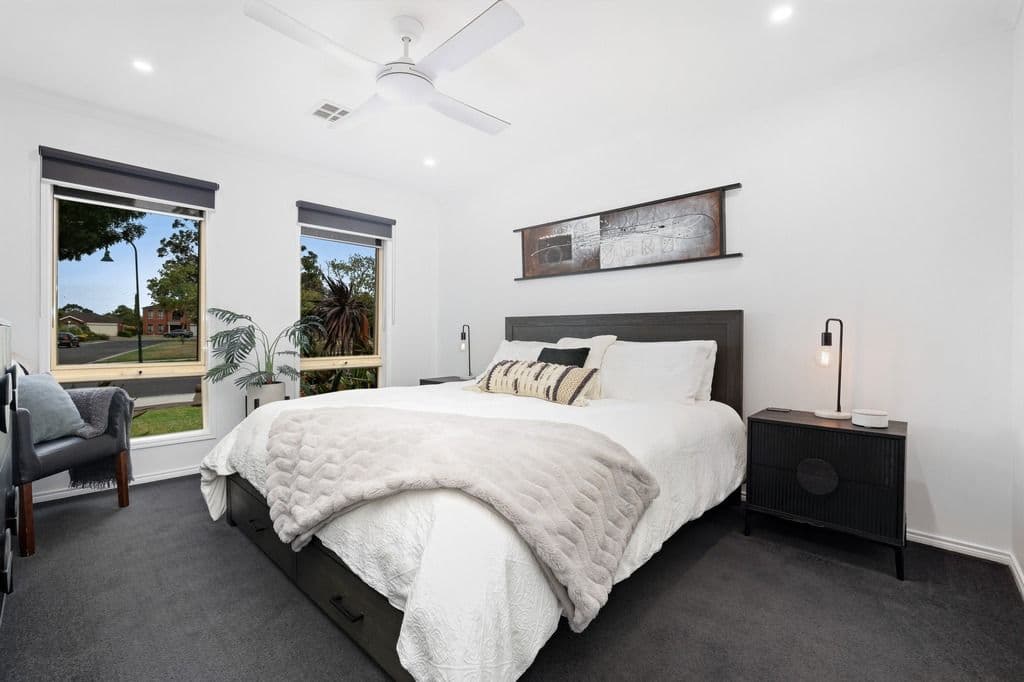 13 Fairhaven Crescent, Hoppers Crossing VIC 3029, Hoppers Crossing - Thumbnail 2