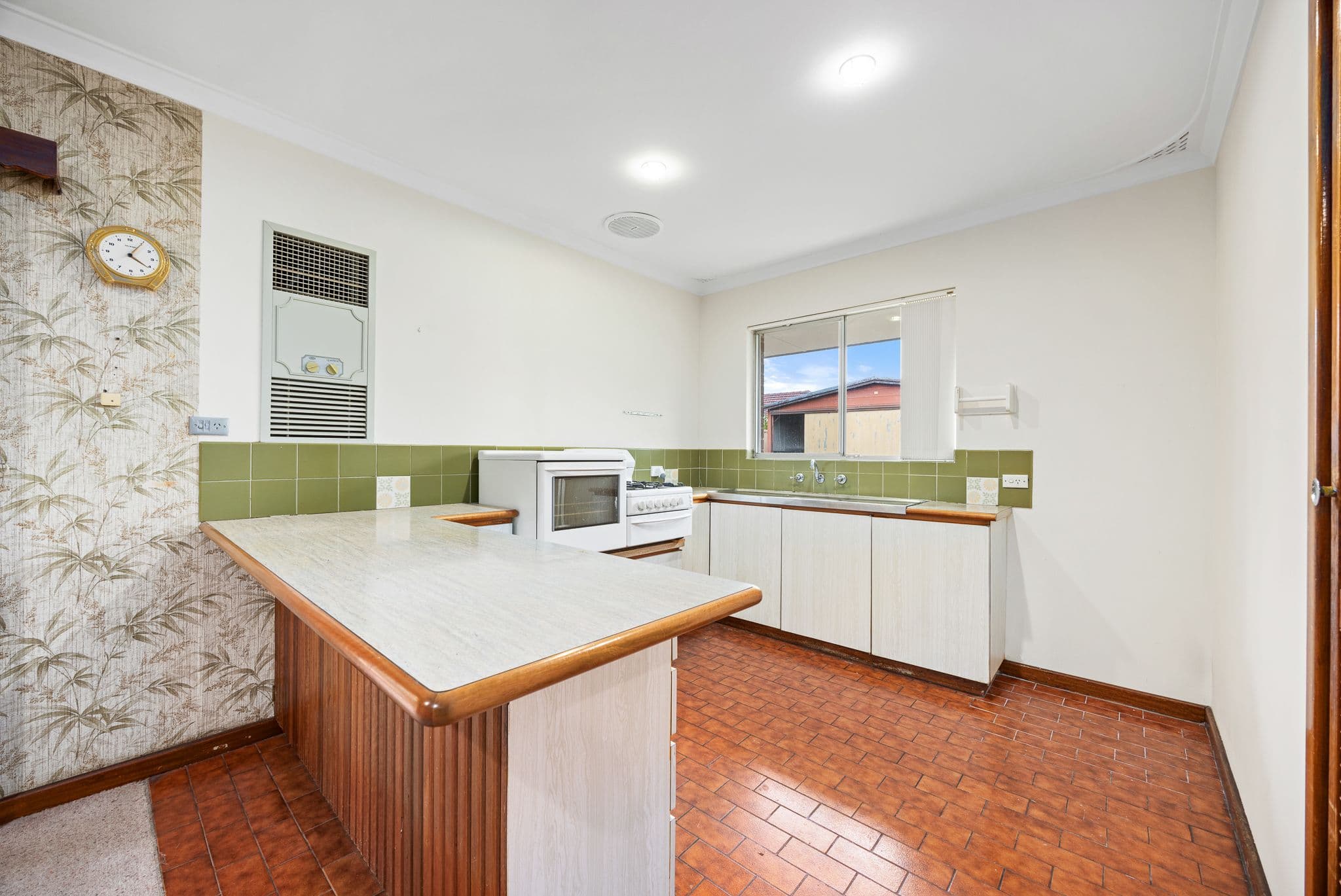 56 Third Avenue, Bassendean WA 6054, Bassendean - Thumbnail 3