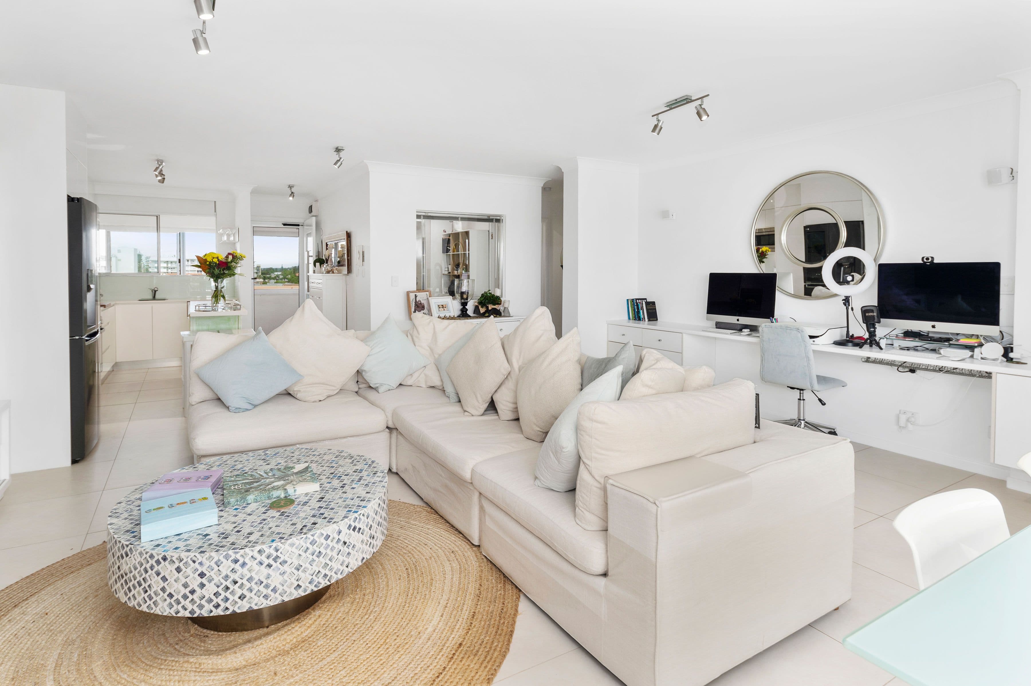 554 Marine Parade, Biggera Waters QLD 4216, Biggera Waters - Thumbnail 2