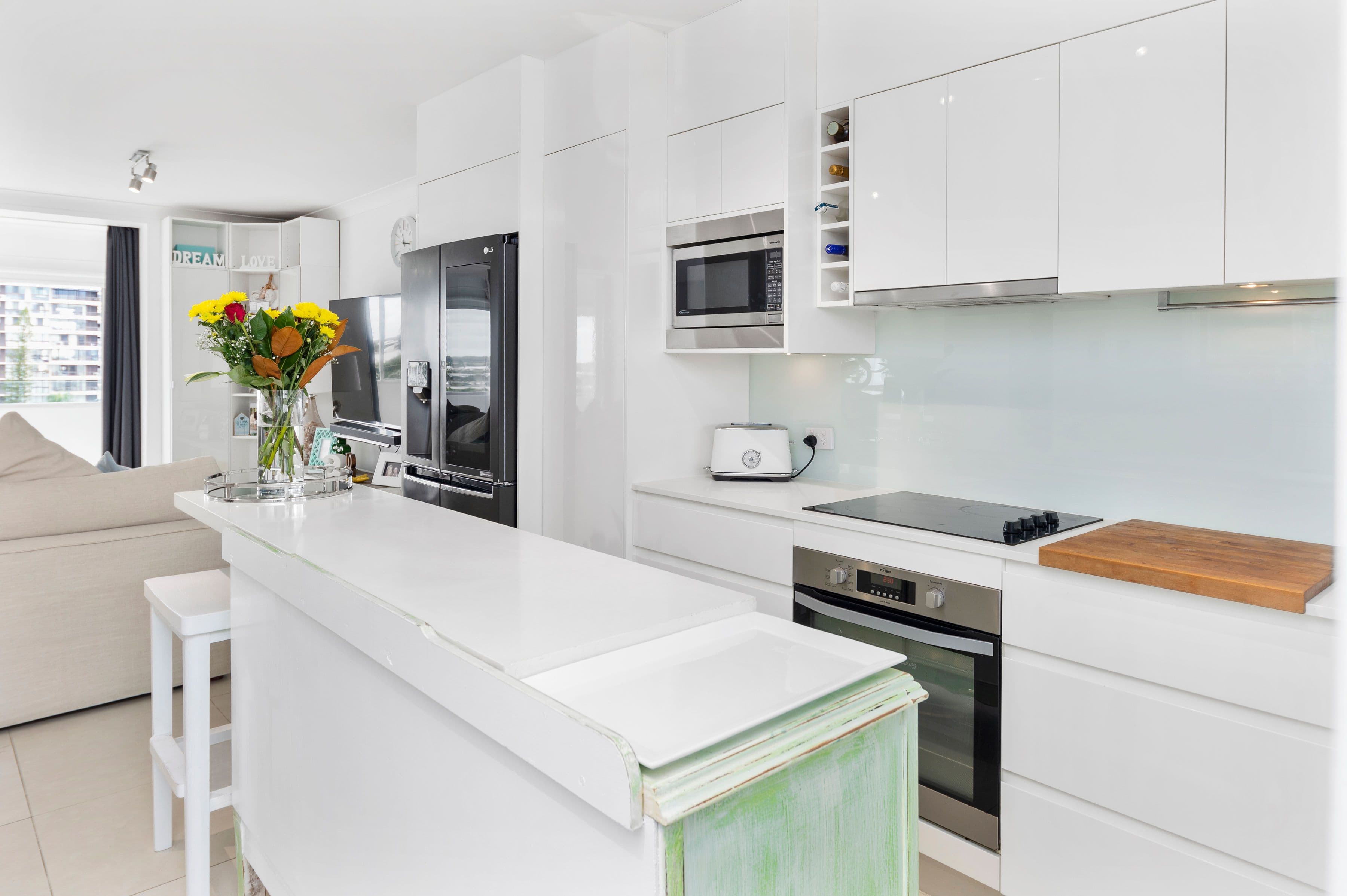554 Marine Parade, Biggera Waters QLD 4216, Biggera Waters - Thumbnail 6