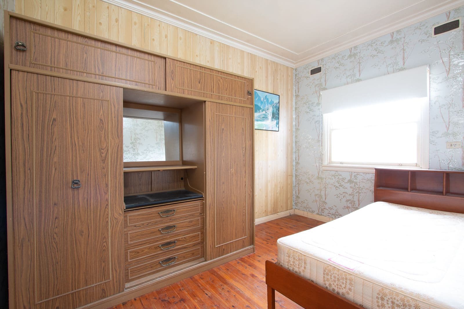108 Cardiff Road, Elermore Vale - Thumbnail 8