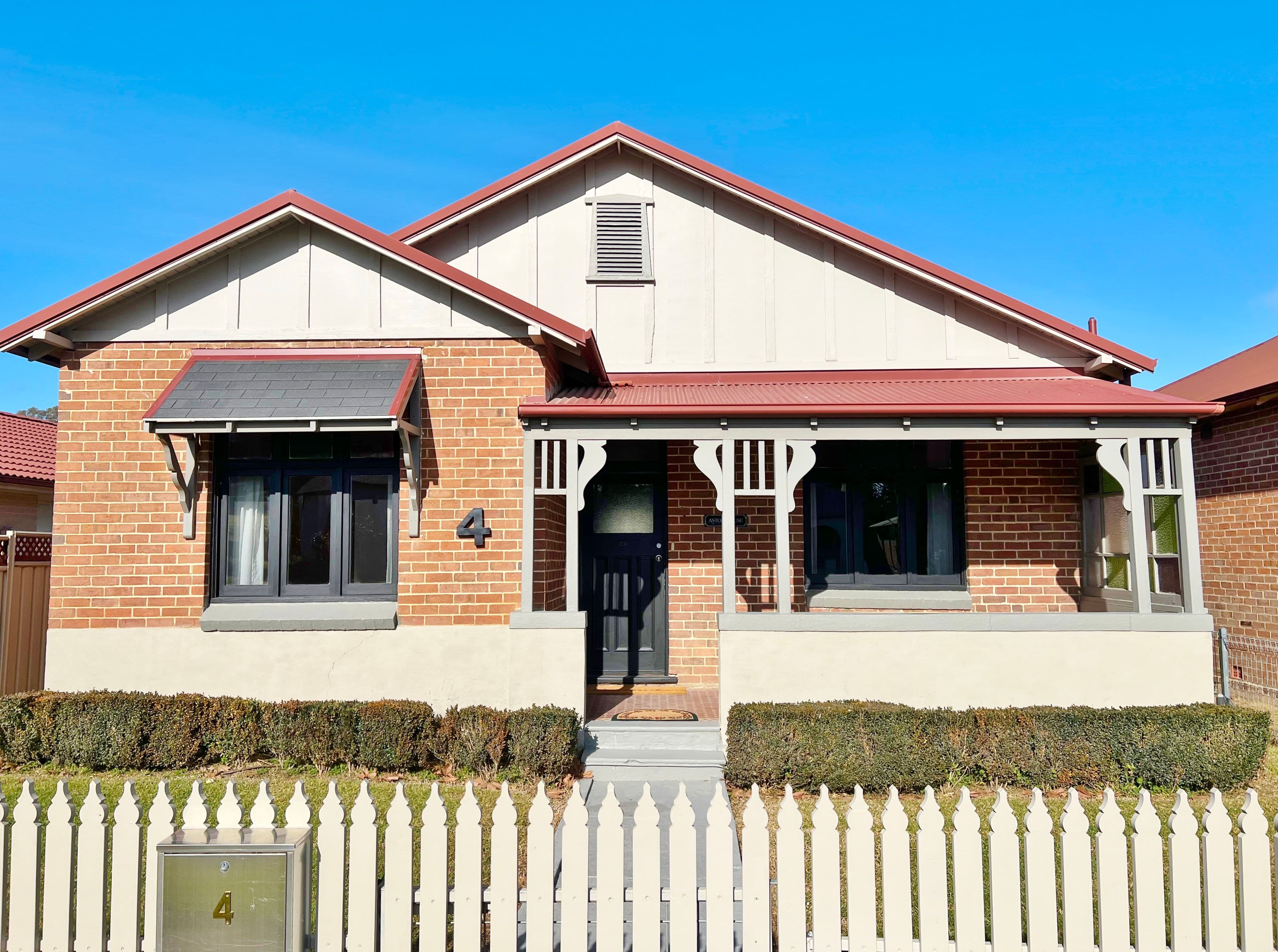 4 Boorowa Street, Young NSW 2594, Young - Image 1