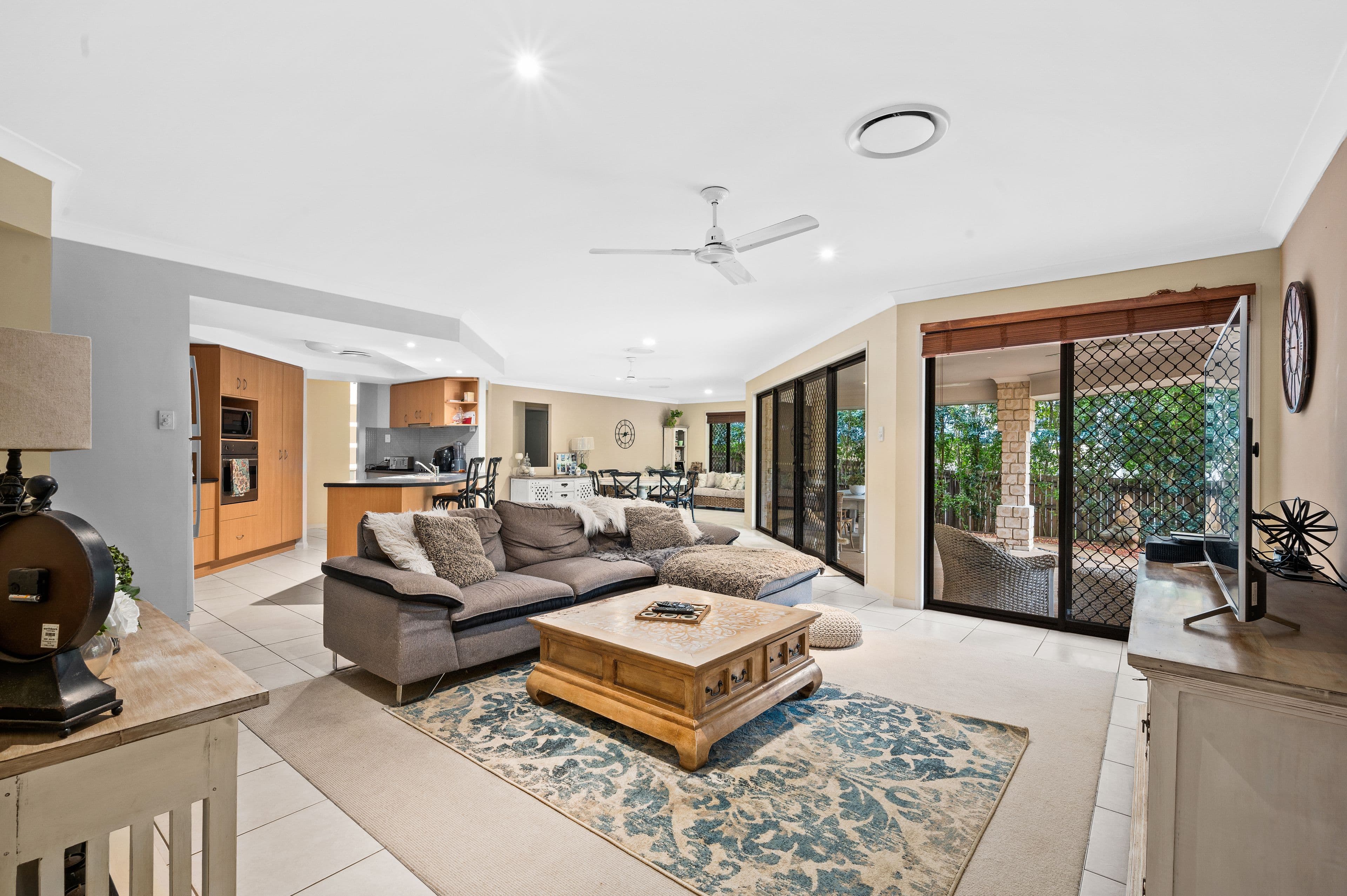 75 Oakview Circuit, Brookwater QLD 4300, Brookwater - Thumbnail 2