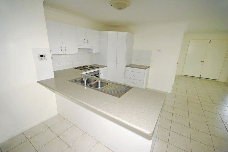 44 Donovan Crescent, GRACEMERE QLD 4702, Gracemere - Thumbnail 5