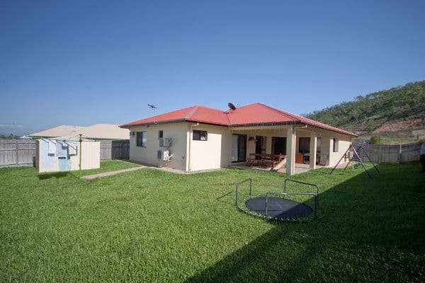 30 Knox Court, MOUNT LOUISA QLD 4814, Mount Louisa - Thumbnail 3
