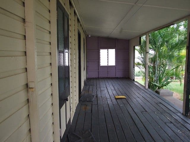 135 Ash Street, Barcaldine QLD 4725, Barcaldine - Thumbnail 5