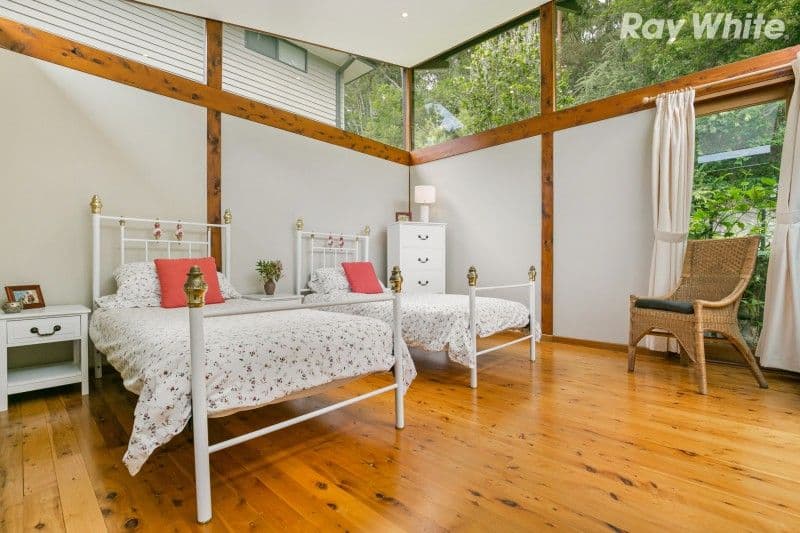 114 Heath Road, Pretty Beach - Thumbnail 7