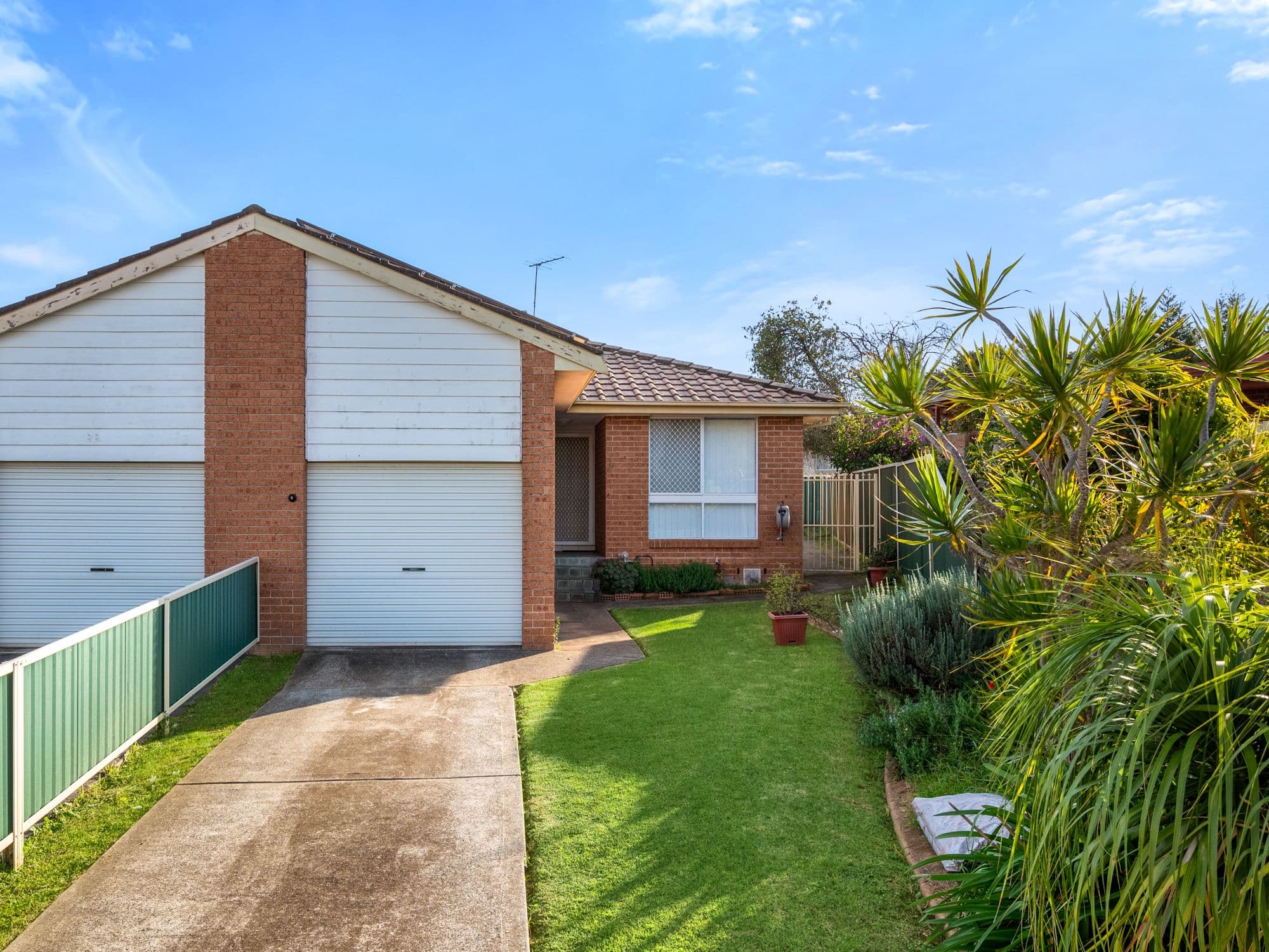 18 Day Place, Minto NSW 2566, Minto - Image 1