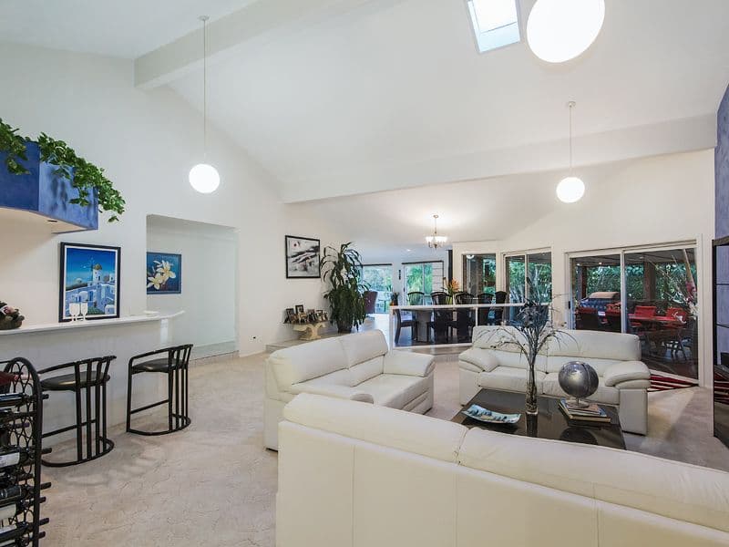 9 Rosewall Place, Oxenford QLD 4210, Oxenford - Thumbnail 5