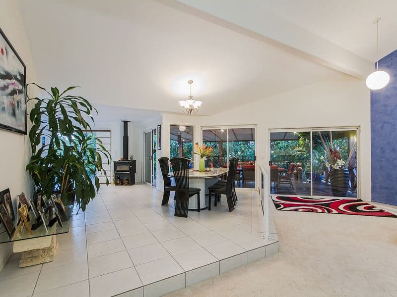 9 Rosewall Place, Oxenford QLD 4210, Oxenford - Thumbnail 8