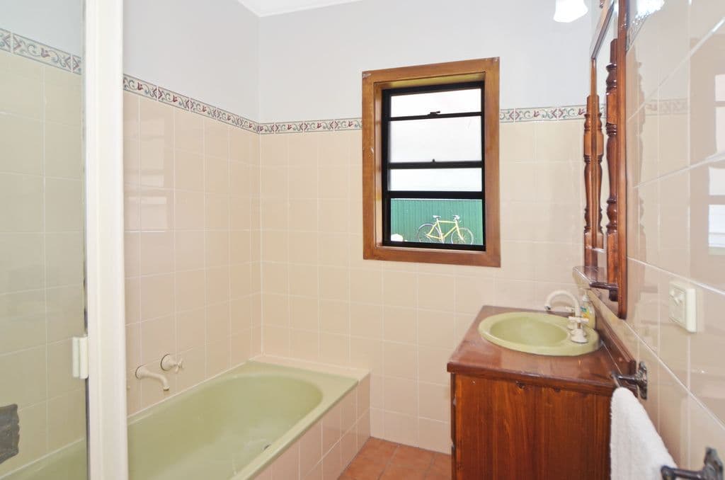 10 Sassafras Avenue, Windang - Thumbnail 6