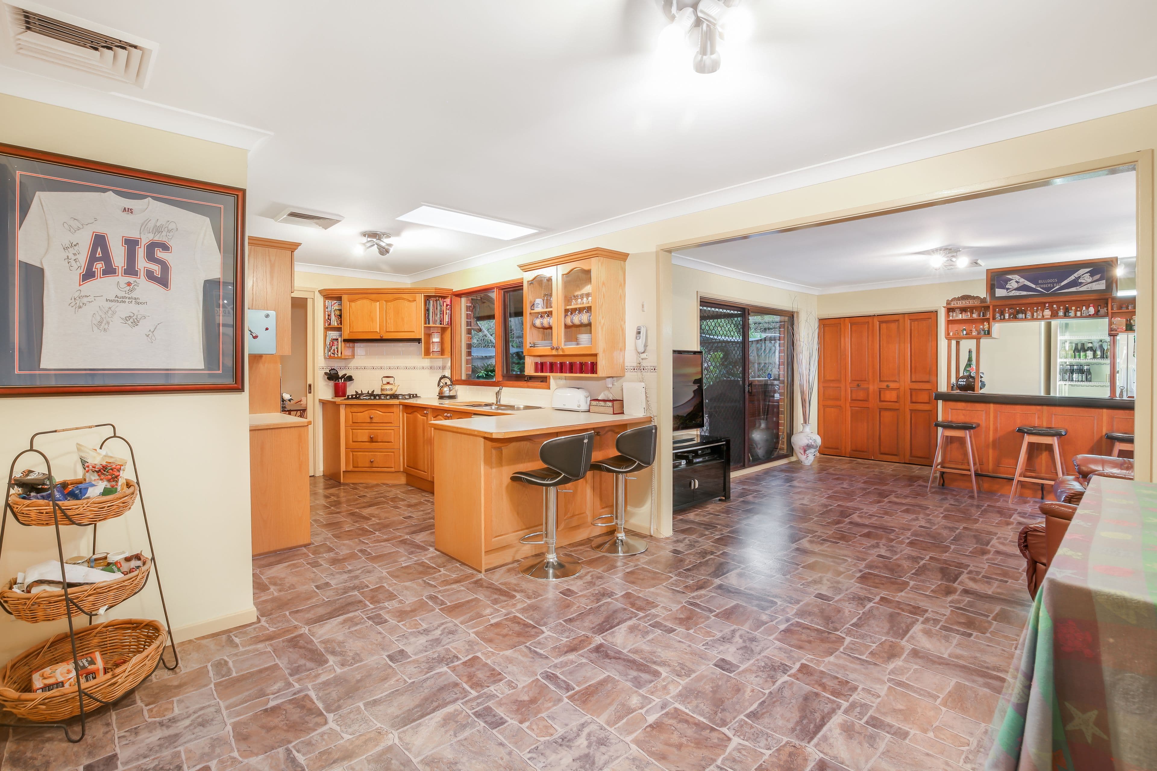 30 Grevillea Grove, Baulkham Hills - Thumbnail 5
