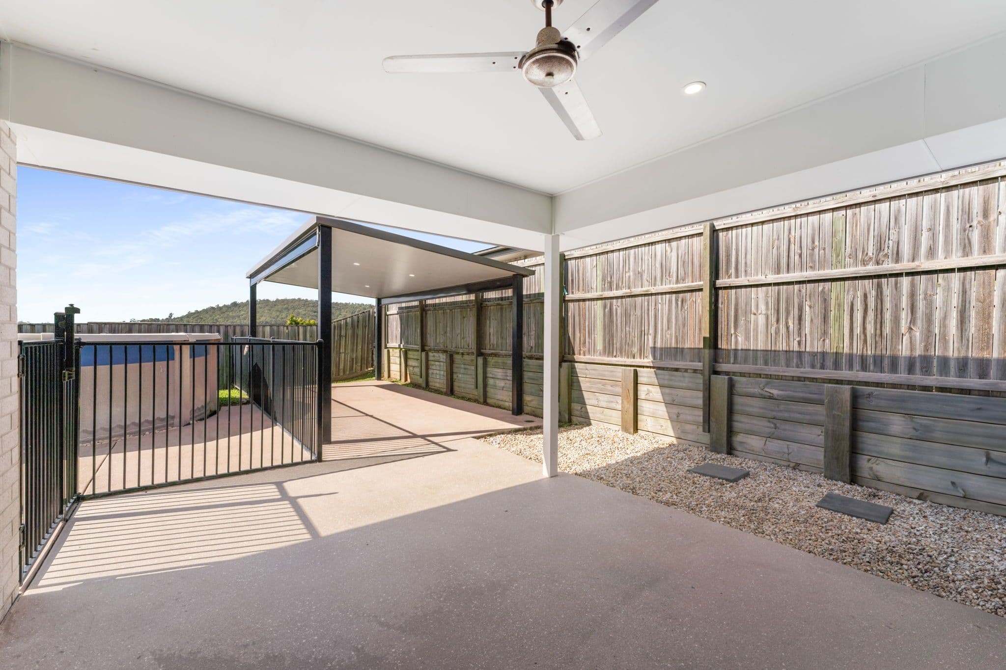 98 Fernbrooke Boulevard, Redbank Plains QLD 4301, Redbank Plains - Thumbnail 3