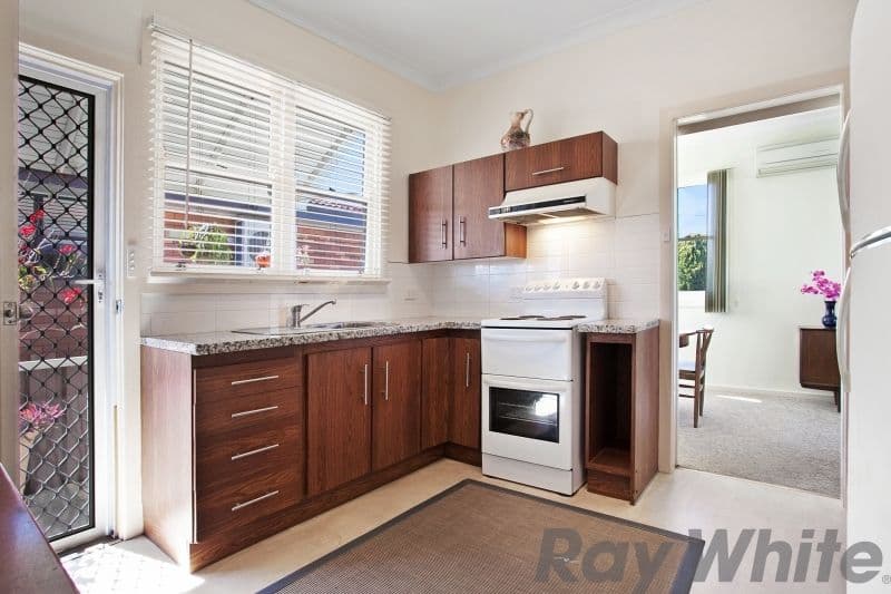 24 Compton Street, Rutherford - Thumbnail 3