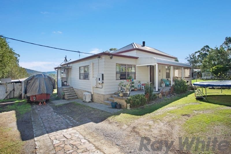 20 Cory Street, Martins Creek - Image 1