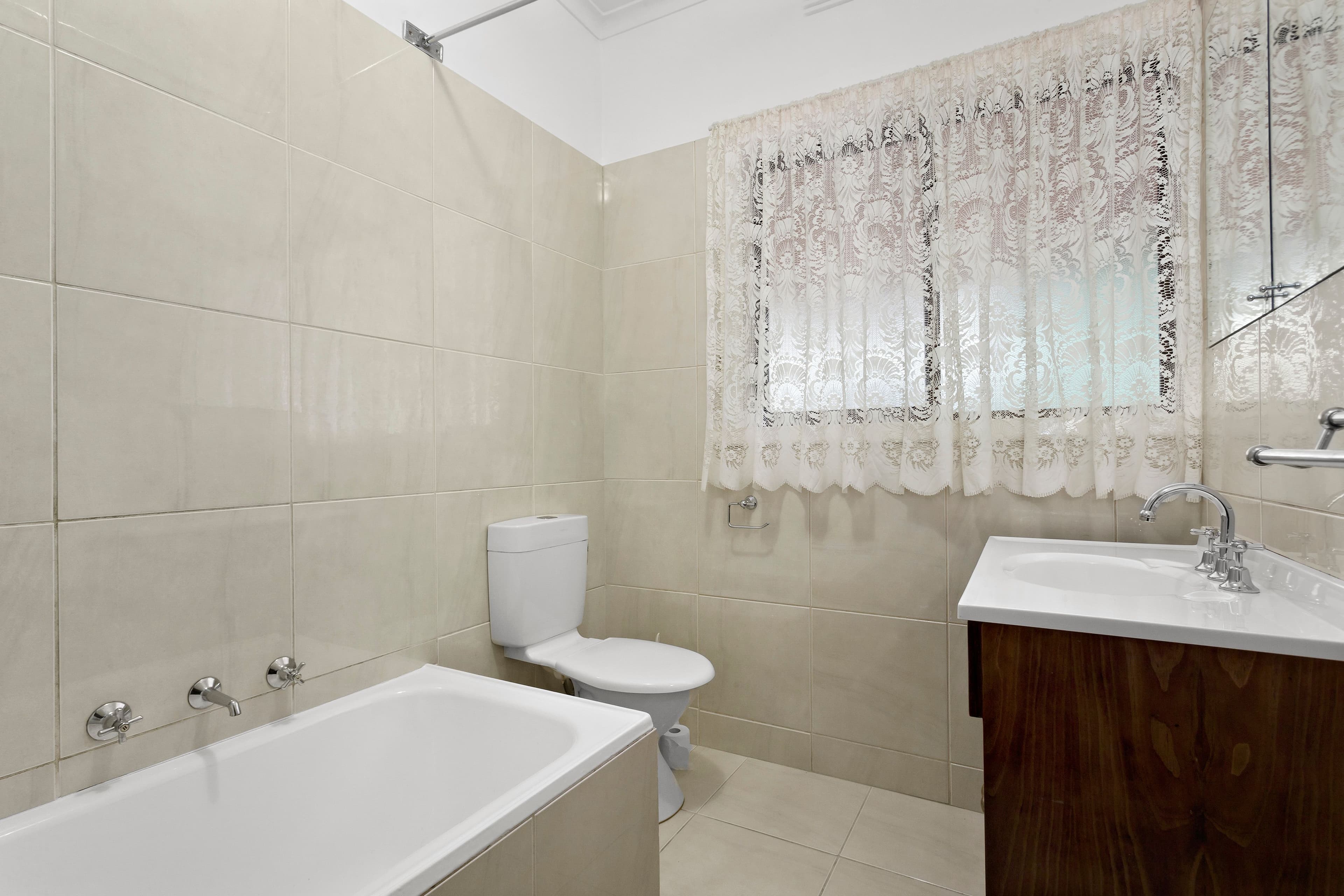 84 Mount View Road, Lalor VIC 3075, Lalor - Thumbnail 7