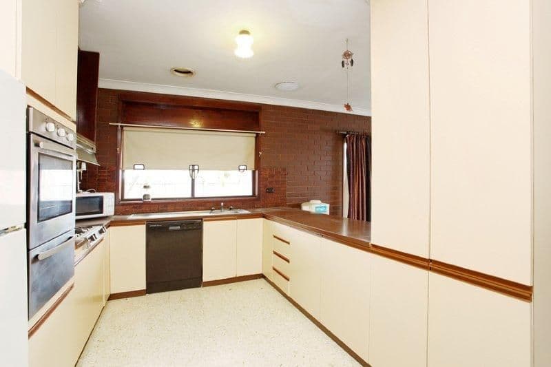 11 Rachael Court, SEABROOK VIC 3028, Seabrook - Thumbnail 2