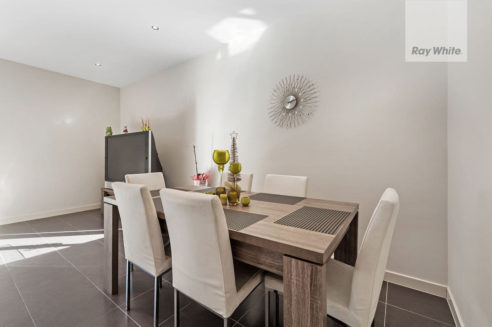 254 Waterview Boulevard, Craigieburn VIC 3064, Craigieburn - Thumbnail 4