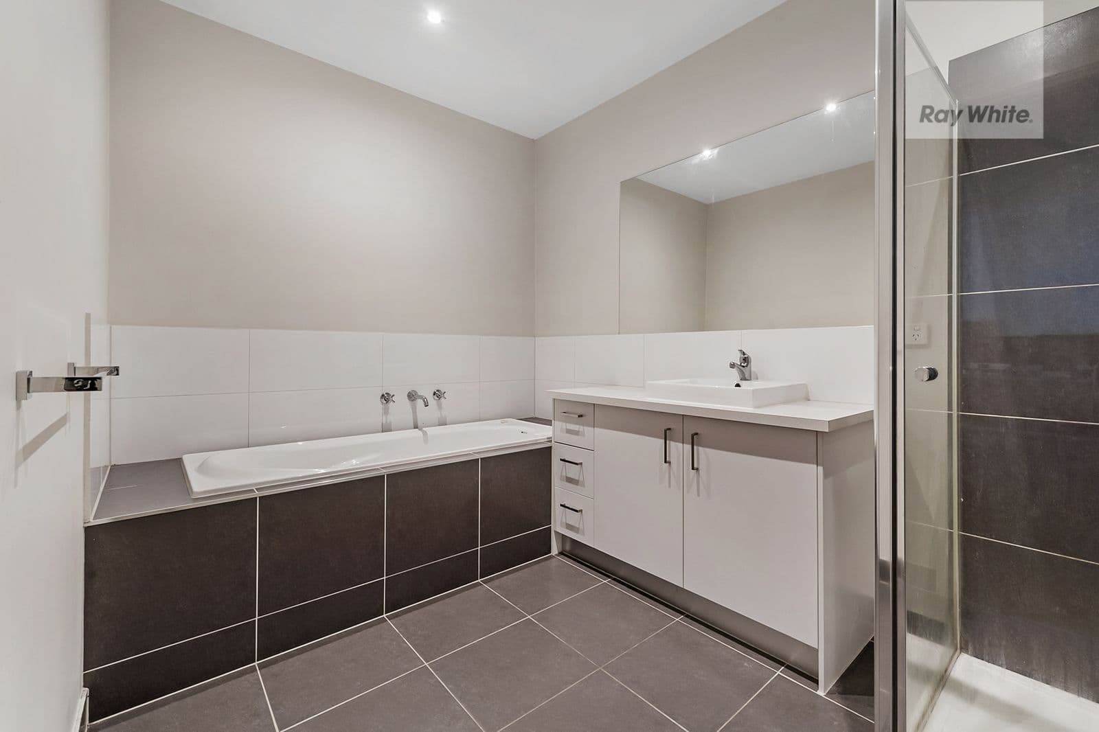 254 Waterview Boulevard, Craigieburn VIC 3064, Craigieburn - Thumbnail 6
