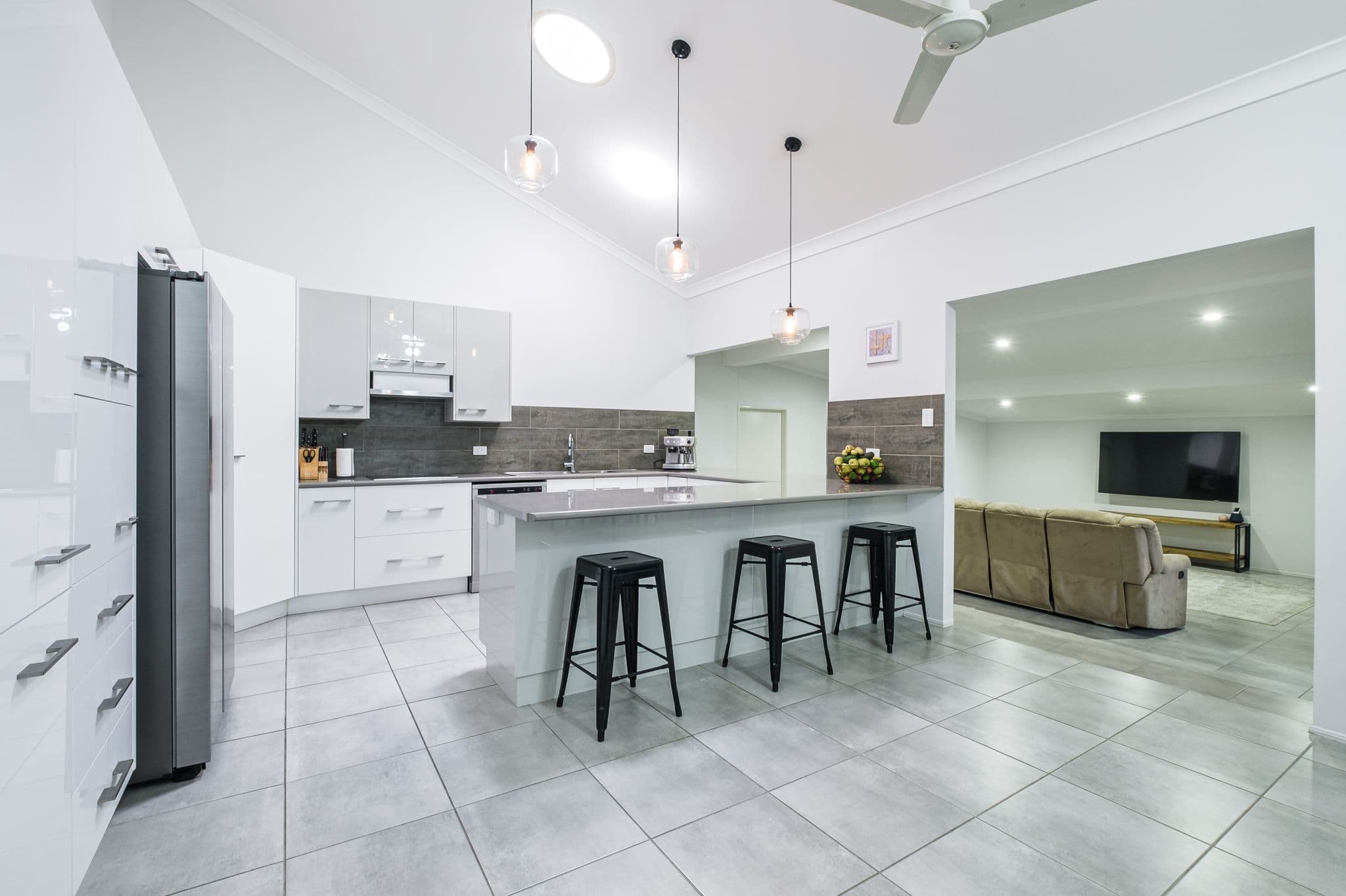 18 Davey Avenue, Frenchville QLD 4701, Frenchville - Thumbnail 6